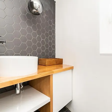 Alfama Rio - In The Heart Of Apartamento